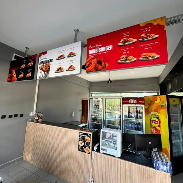 LEDBOX #reklam #folyobaskı #camgiydirmecephe #camgiydirme #grafik #tekreklam #istanbul #çayırova #dilovası #şekerpınar #izmit #kocaeli #tabela #kutuharf #inşaattabelası #onewayvision #oneway #eczane #eczanetasarım #alikor #ışıklı #kumlufolyo #tasarım #folyo #ilkokul #ortaokul #gebze #ayaklıtabela #ledbox #ışıklıpano